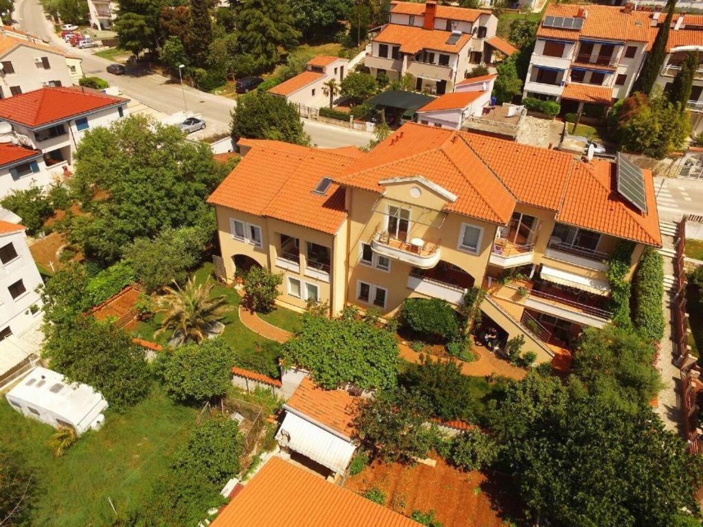 Villa Alexandra 4 Пьешчана-Увала Экстерьер фото